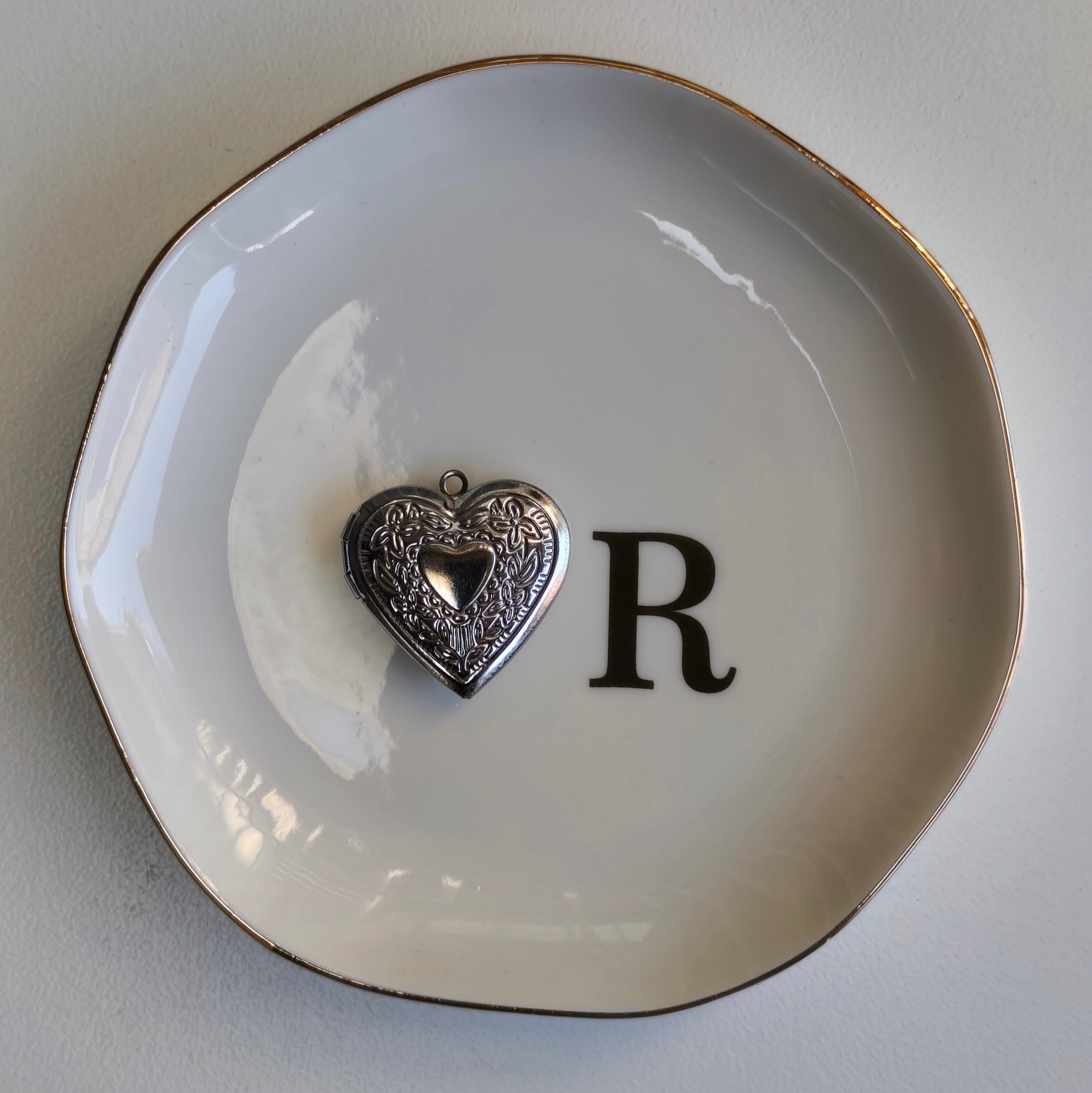 Garden heart locket