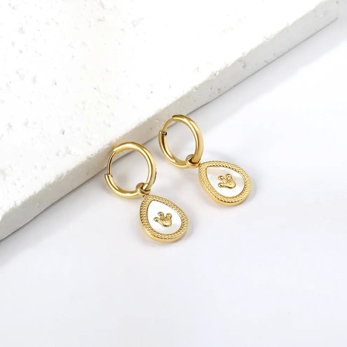 Sophie hoops